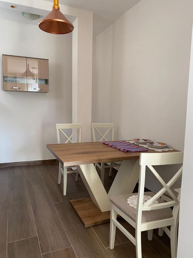 Apartmani Vila Апартаменти Цетинє